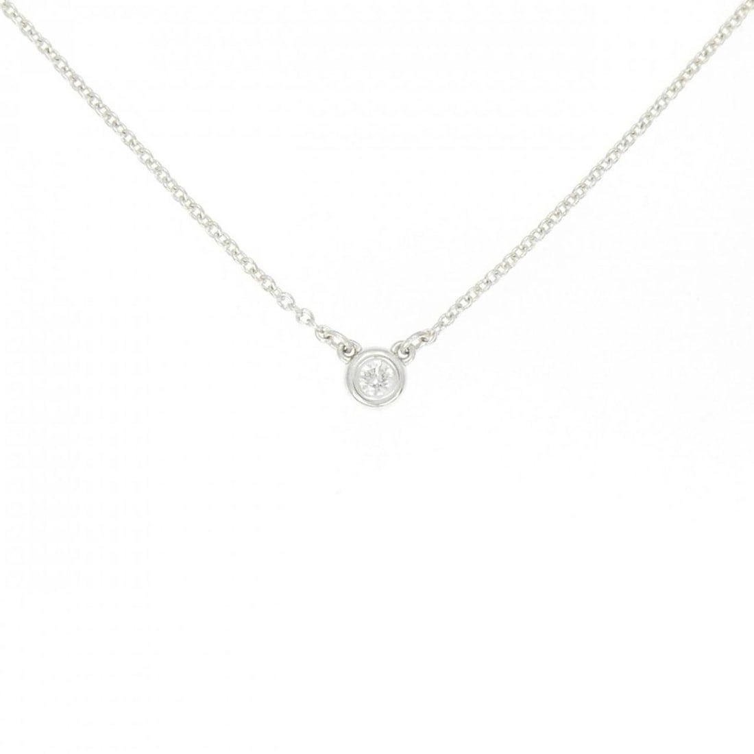Tiffany By the Yard Necklace: --- Catalog ---Category: SizeWidth: 1.1mm / 0.04''Weight: 1.6g / 0.05oz.Diameter: 4.2mm / 0.16''Neck Circumference: 41 cm / 16.14''Category: DesignStone: DiamondGender: WomenMaterial: Silver 925Neckla