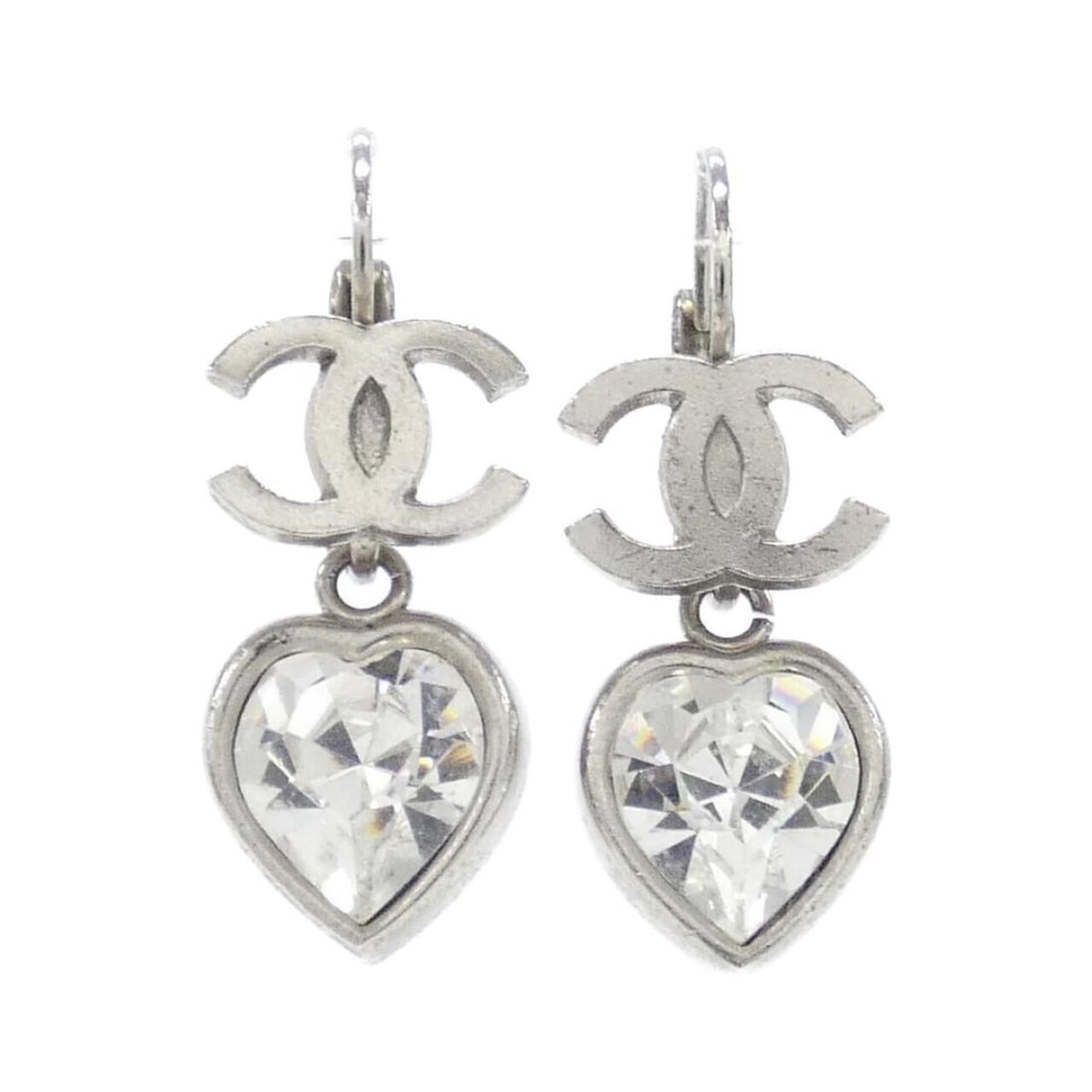 Chanel earrings: --- Catalog ---Category: SizeSize (HxWxD): 26.00mm x 13.00mm / 1.02'' x 0.51''Category: DesignType: Stud earringsColor: Clear, SilverStone: CrystalGender: WomenCategory: GeneralBrand: Chanel--- Item