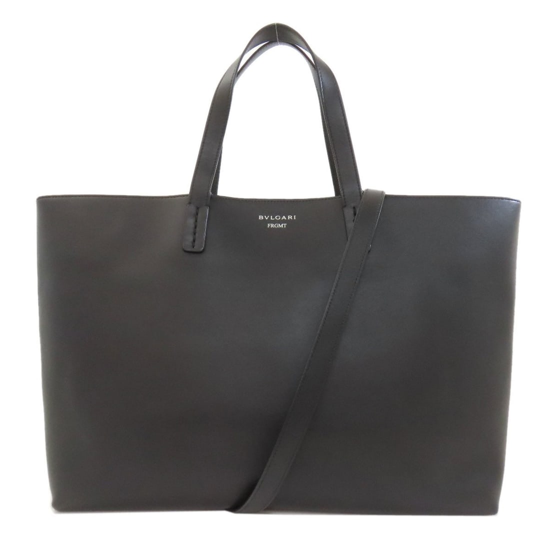 BVLGARI 2-Way Tote Bag in Calfskin for Women: --- Catalog ---Category: SizeSize (HxWxD): 30cm x 50cm x 11cm / 11.81'' x 19.68'' x 4.33''Strap Length: 110cm / 43.3''Handle Length: 37cm / 14.56''Category: DesignType: Tote bagColor: BlackGender: Wom