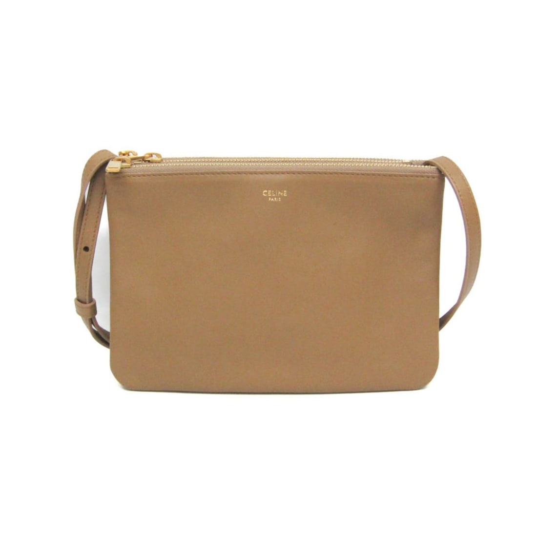 Celine Trio Small 187603 Women's Leather Shoulder Bag Light Brown: --- Catalog ---Category: SizeSize (HxWxD): 15cm x 21.5cm x 2.5cm / 5.9'' x 8.46'' x 0.98''Strap Length: 94cm - 114cm / 37'' - 44.88''Category: DesignType: Shoulder bagColor: Light brownGender: WomenCl