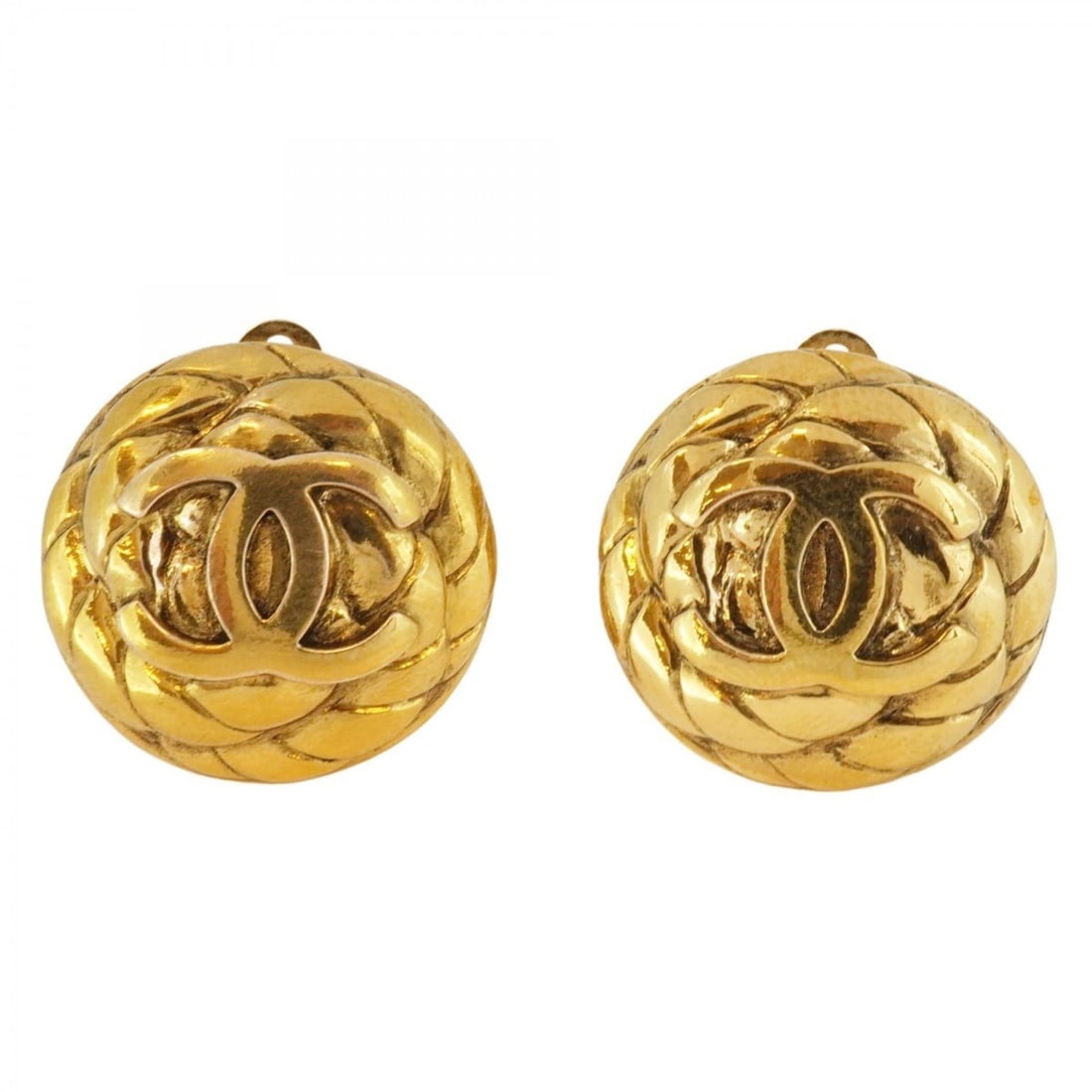 Chanel Coco Mark Circle Earrings, GP Plated Gold for Women: --- Catalog ---Category: SizeSize (HxWxD): 22.10mm x 22.40mm / 0.87'' x 0.88''Category: DesignType: Clip earringsColor: GoldGender: WomenMaterial: Gold platingCategory: GeneralBrand: Chanel--- Item Li