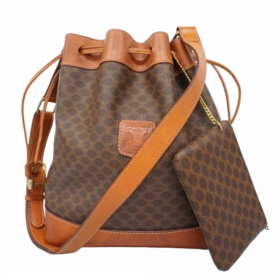 Celine Shoulder Bag Macadam Brown Women's: --- Catalog ---Category: SizeSize (HxWxD): 28cm x 26.5cm x 13cm / 11.02'' x 10.43'' x 5.11''Category: DesignType: Shoulder bagColor: BrownGender: WomenMaterial: PVC Hardware Color: GoldCategory: Gener