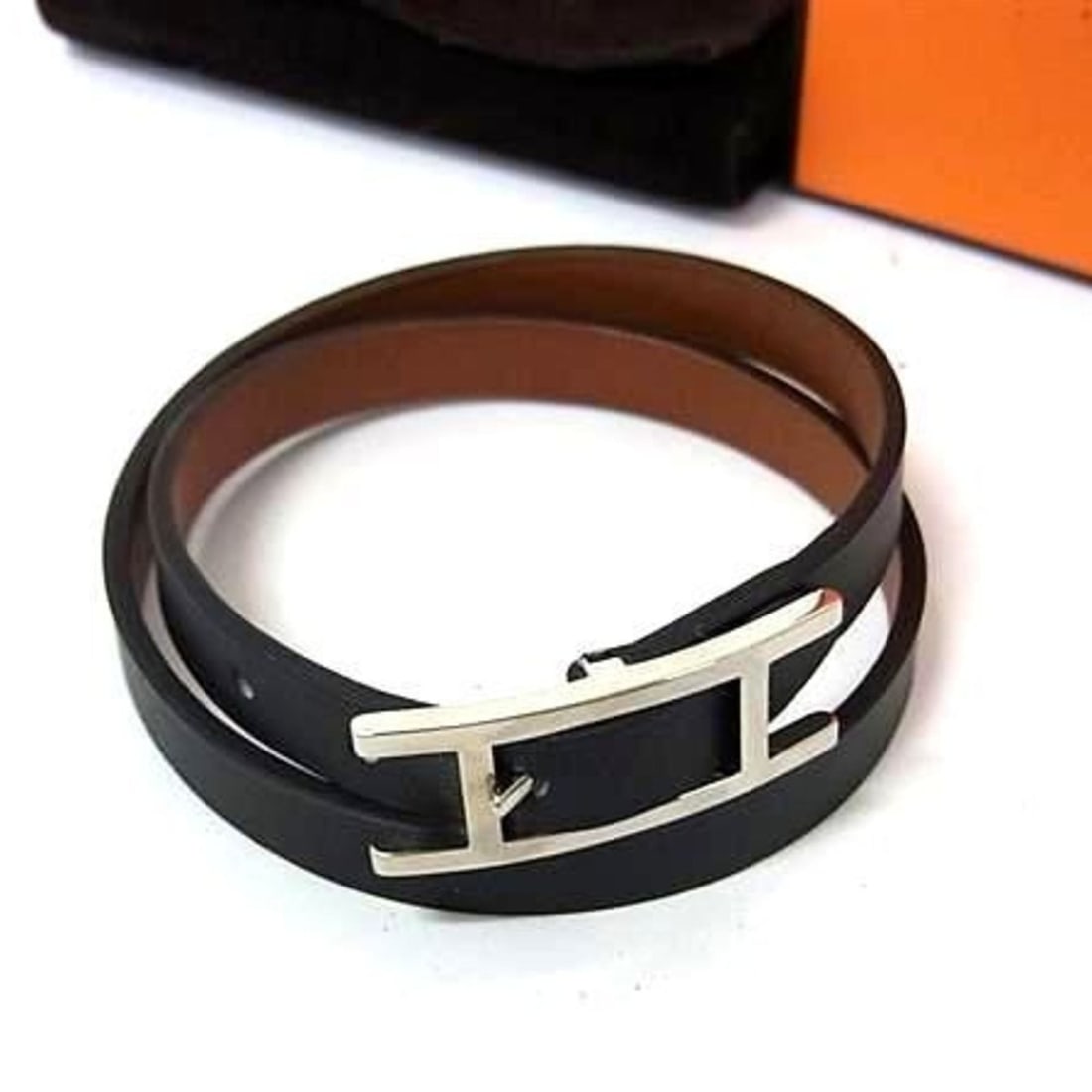 HERMES B-Api Double Tour Reversible Bracelet in Black and Brown Leather for Women (1 of 19)