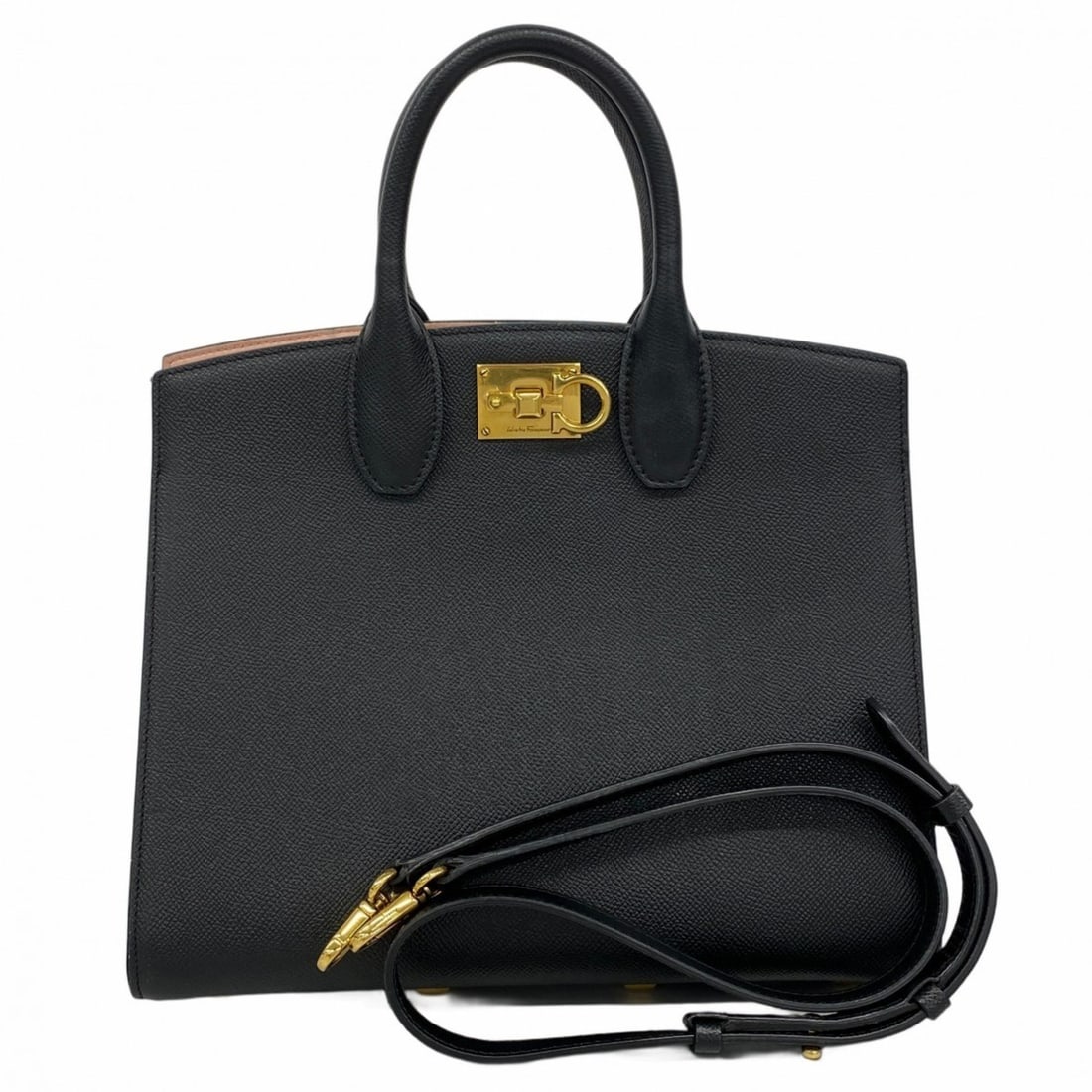 Salvatore Ferragamo Gancini Leather Handbag, Black, 2-Way Bag for Women: --- Catalog ---Category: SizeSize (HxWxD): 24cm x 28.5cm x 14.5cm / 9.44'' x 11.22'' x 5.7''Category: DesignType: HandbagColor: BlackGender: WomenMaterial: Leather Hardware Color: GoldCategory: Genera