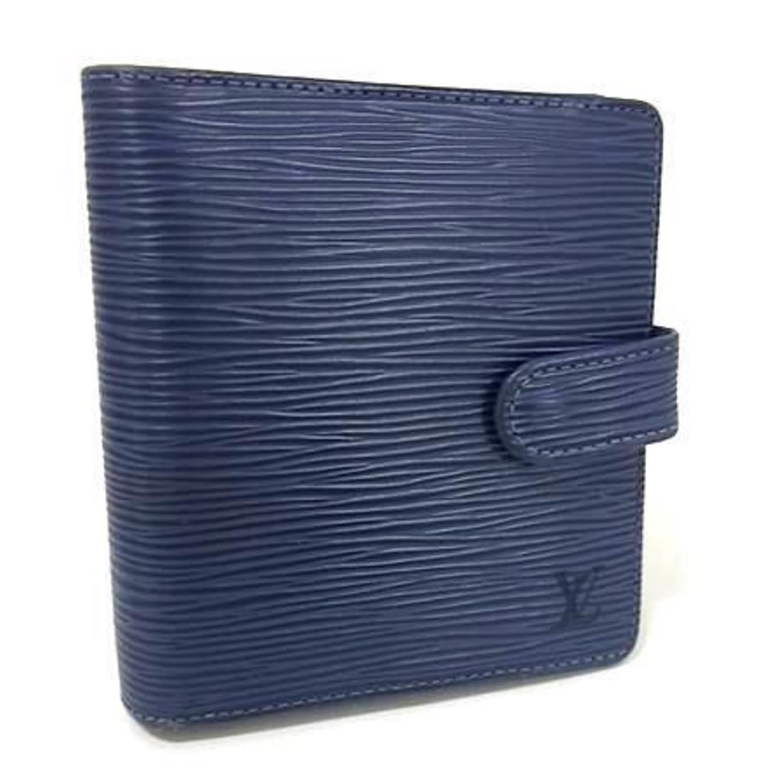 LOUIS VUITTON Louis Vuitton Porte-Biere Compact Wallet M63555 Toledo Blue Epi Leather Bifold for Men: --- Catalog ---Category: SizeSize (HxWxD): 12cm x 11cm x 2cm / 4.72'' x 4.33'' x 0.78''Category: DesignType: Wallet (bi-fold)Color: Toledo blueGender: Men,Women,UnisexClosure: Snap (hook)Material: Epi