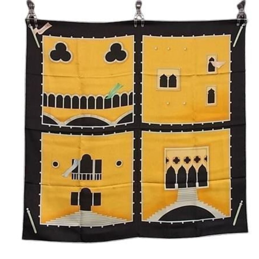 BVLGARI Bulgari Scarf/Muffler in Yellow and Black Silk for Women: --- Catalog ---Category: SizeSize (LxW): 85cm x 88cm / 33.46'' x 34.64''Category: DesignType: ScarfColor: Black, YellowGender: WomenMaterial: Silk 100%Category: GeneralBrand: BvlgariCountry of Origin: