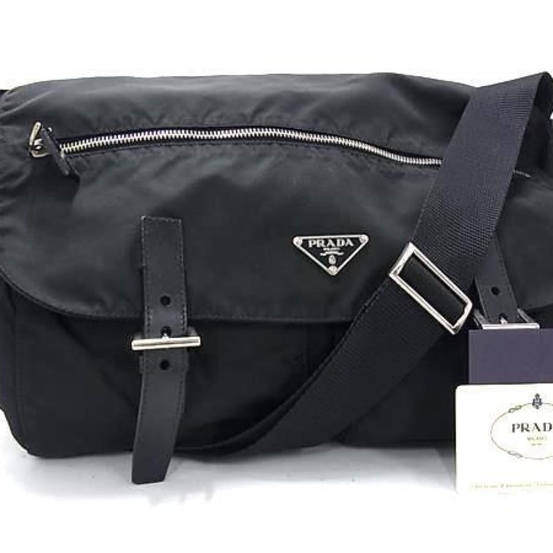 PRADA Prada Triangle Shoulder Bag BT1738 in Black Tessuto Nylon with Mark for Men and Women: --- Catalog ---Category: SizeSize (HxWxD): 25cm x 36cm x 13.5cm / 9.84'' x 14.17'' x 5.31''Category: DesignType: Handbag, Shoulder bag, Tote bagColor: BlackGender: Men,Women,UnisexClosure: FlapMateria