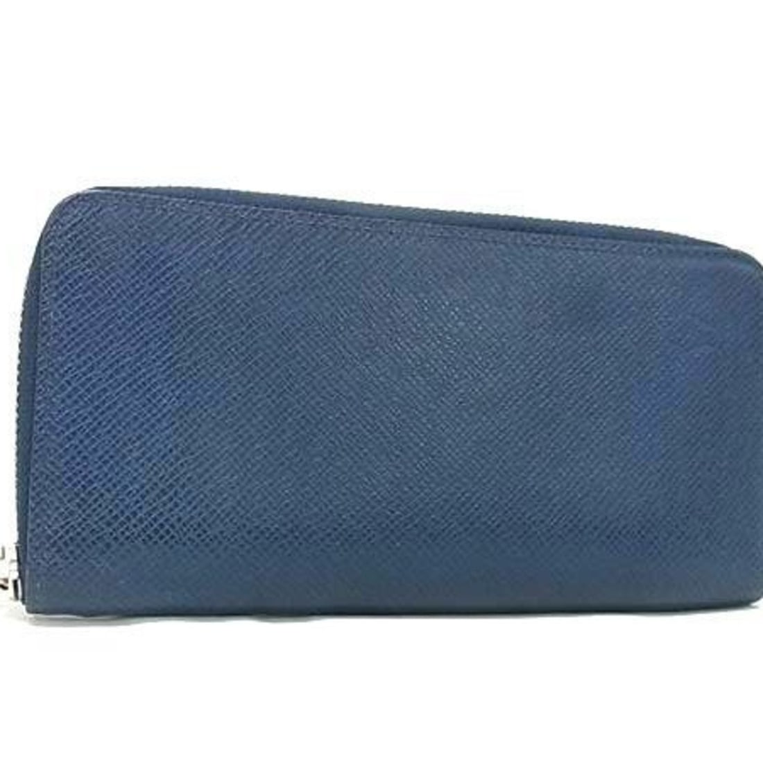 LOUIS VUITTON Louis Vuitton Wallet Portefeuille Vasco M61807 Ocean (Blue) Taiga Men's: --- Catalog ---Category: SizeSize (HxWxD): 9.5cm x 18.5cm x 1.5cm / 3.74'' x 7.28'' x 0.59''Category: DesignType: Long wallet (bi-fold)Color: BlueGender: Men,Women,UnisexMaterial: Taiga leather Catego