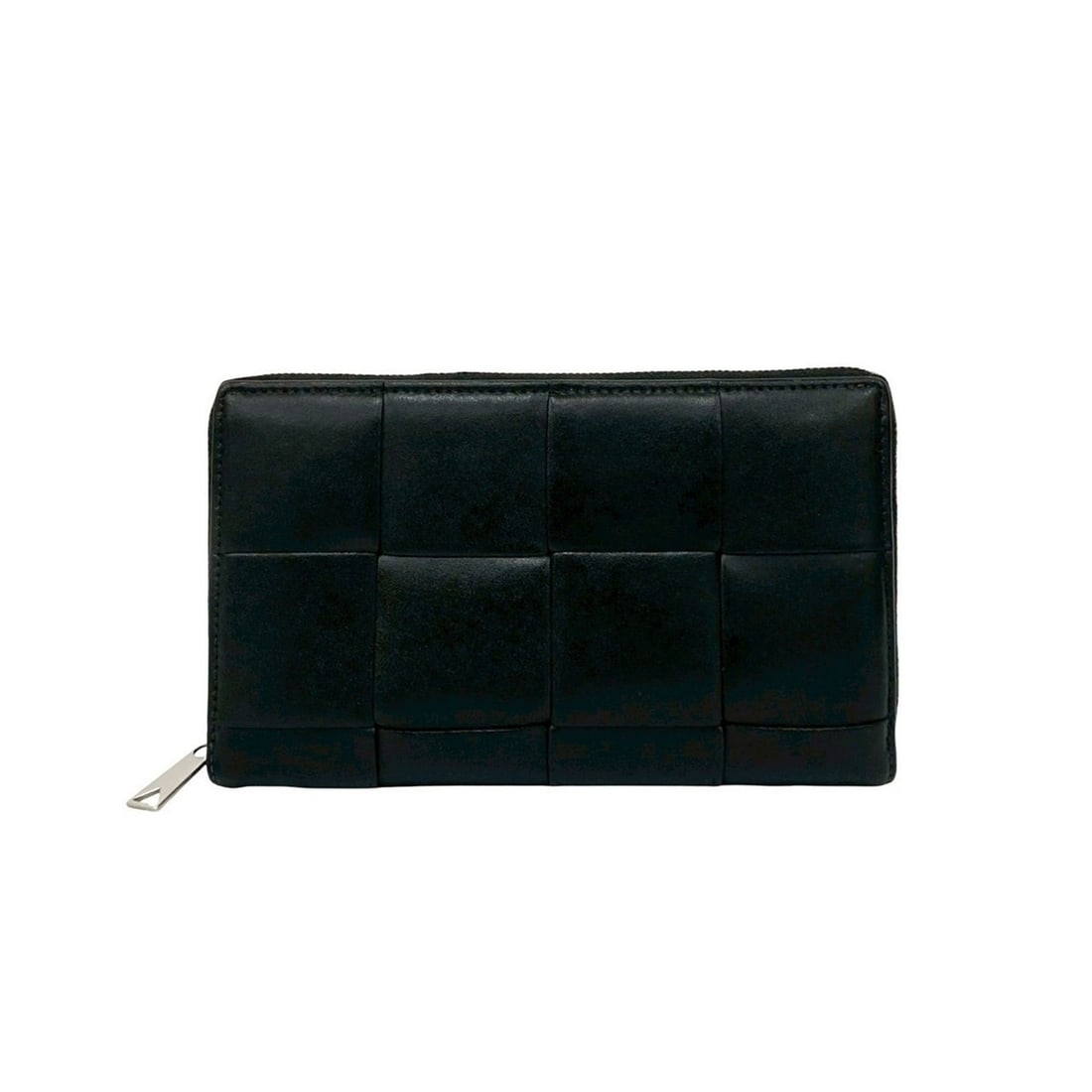 BOTTEGA VENETA Cassette Zip-Around Leather Long Wallet in Black, 68928: --- Catalog ---Category: SizeSize (HxWxD): 11cm x 19cm x 2cm / 4.33'' x 7.48'' x 0.78''Category: DesignType: Long wallet (bi-fold)Color: BlackGender: WomenMaterial: Leather Category: GeneralBrand: Bot