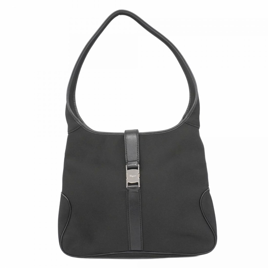 Salvatore Ferragamo shoulder bag in black nylon for women: --- Catalog ---Category: SizeSize (HxWxD): 26cm x 30.5cm x 4.5cm / 10.23'' x 12'' x 1.77''Category: DesignType: Shoulder bagColor: BlackGender: WomenMaterial: Nylon Hardware Color: SilverCategory: Gen