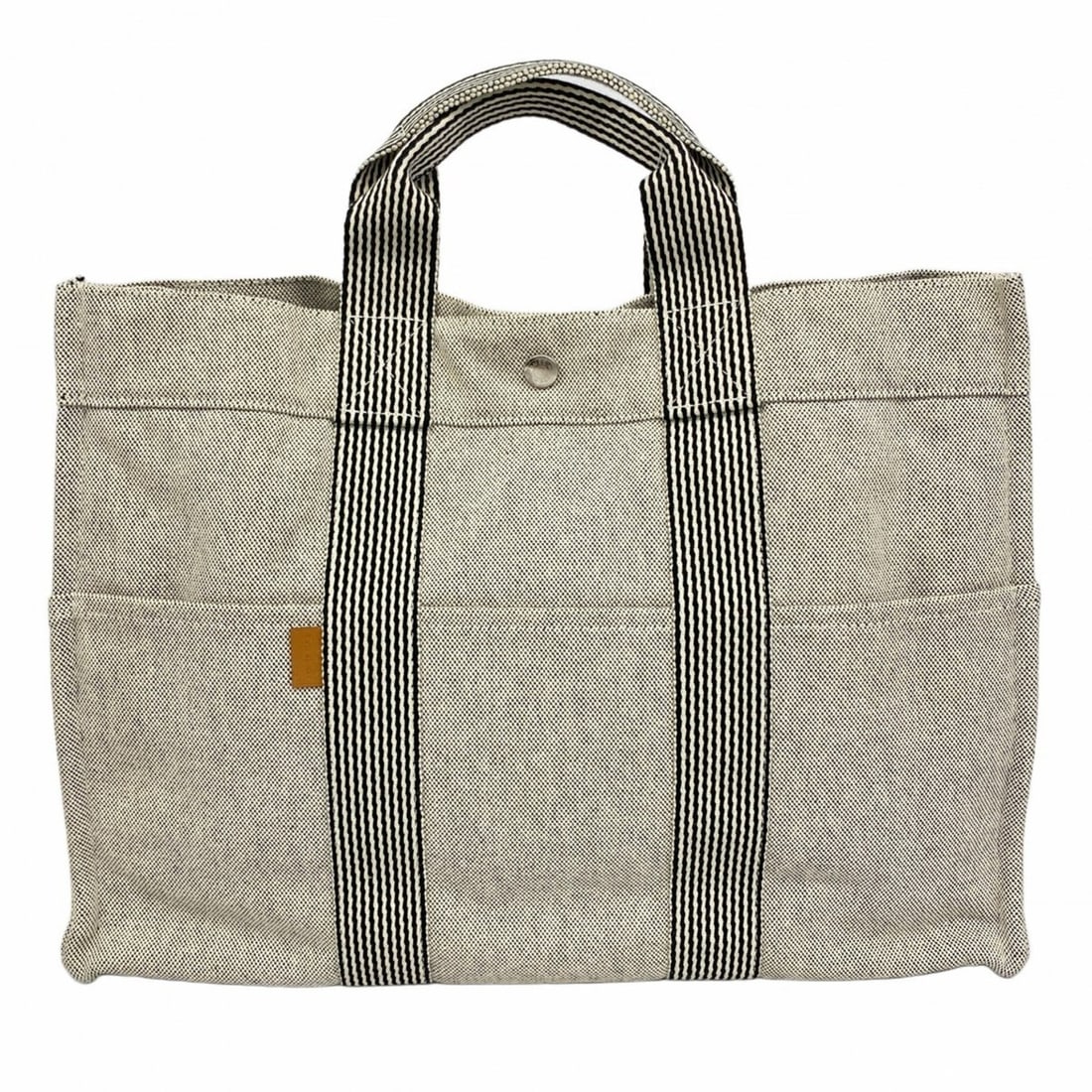 Hermes Hermès New Foule MM Tote Bag, Canvas, Gray, Men's and Women's: --- Catalog ---Category: SizeSize (HxWxD): 33cm x 43cm x 10cm / 12.99'' x 16.92'' x 3.93''Category: DesignType: Tote bagColor: GrayGender: Men,WomenMaterial: Canvas Hardware Color: SilverCategory: Gen