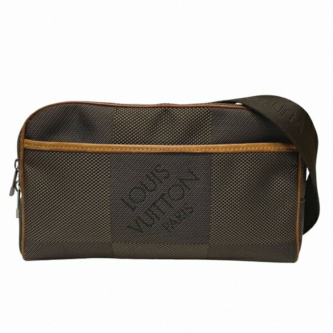 Louis Vuitton Damier Geant Acrobat M93619 Men's Body Bag: --- Catalog ---Category: SizeSize (HxWxD): 16cm x 27cm x 5cm / 6.29'' x 10.62'' x 1.96''Category: DesignType: Sling bagColor: BrownGender: MenCategory: GeneralBrand: Louis Vuitton--- Item List ---Sect