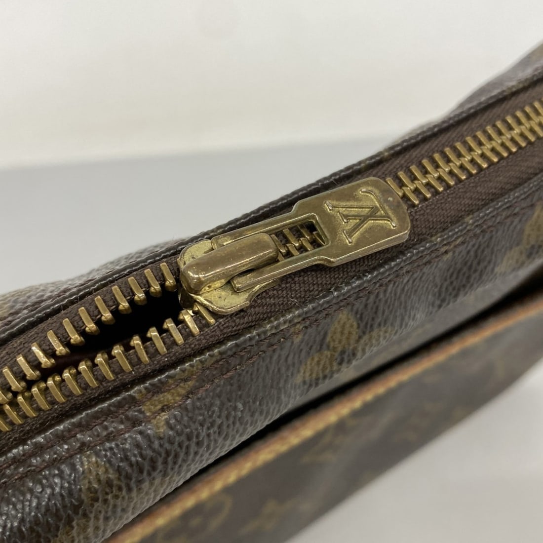 Cartier Love Ring - 10