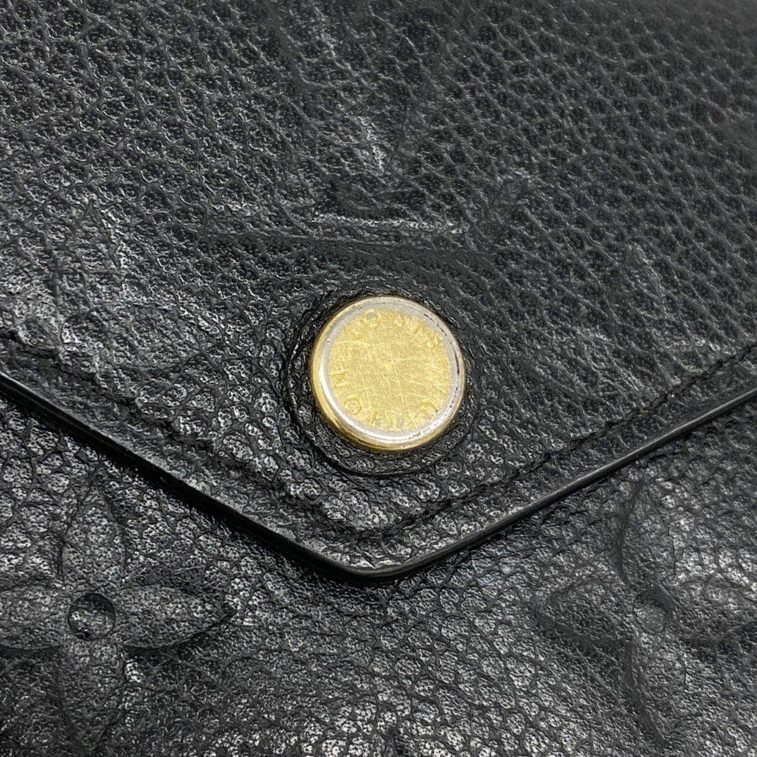 Cartier Love Ring - 9