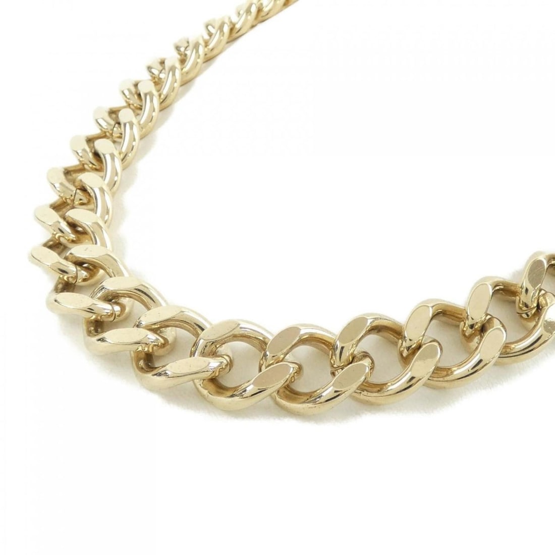 Christian Dior Dior DIOR necklace: --- Catalog ---Category: SizeNeck Circumference: 46 cm / 18.11''Category: DesignColor: GoldGender: MenNecklace Type: NecklaceCategory: GeneralBrand: Christian Dior--- Item List ---Section: ConditionRa