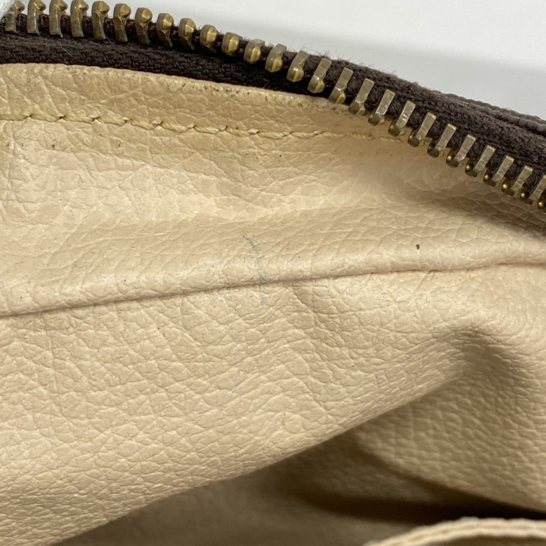 Cartier Love Ring - 9