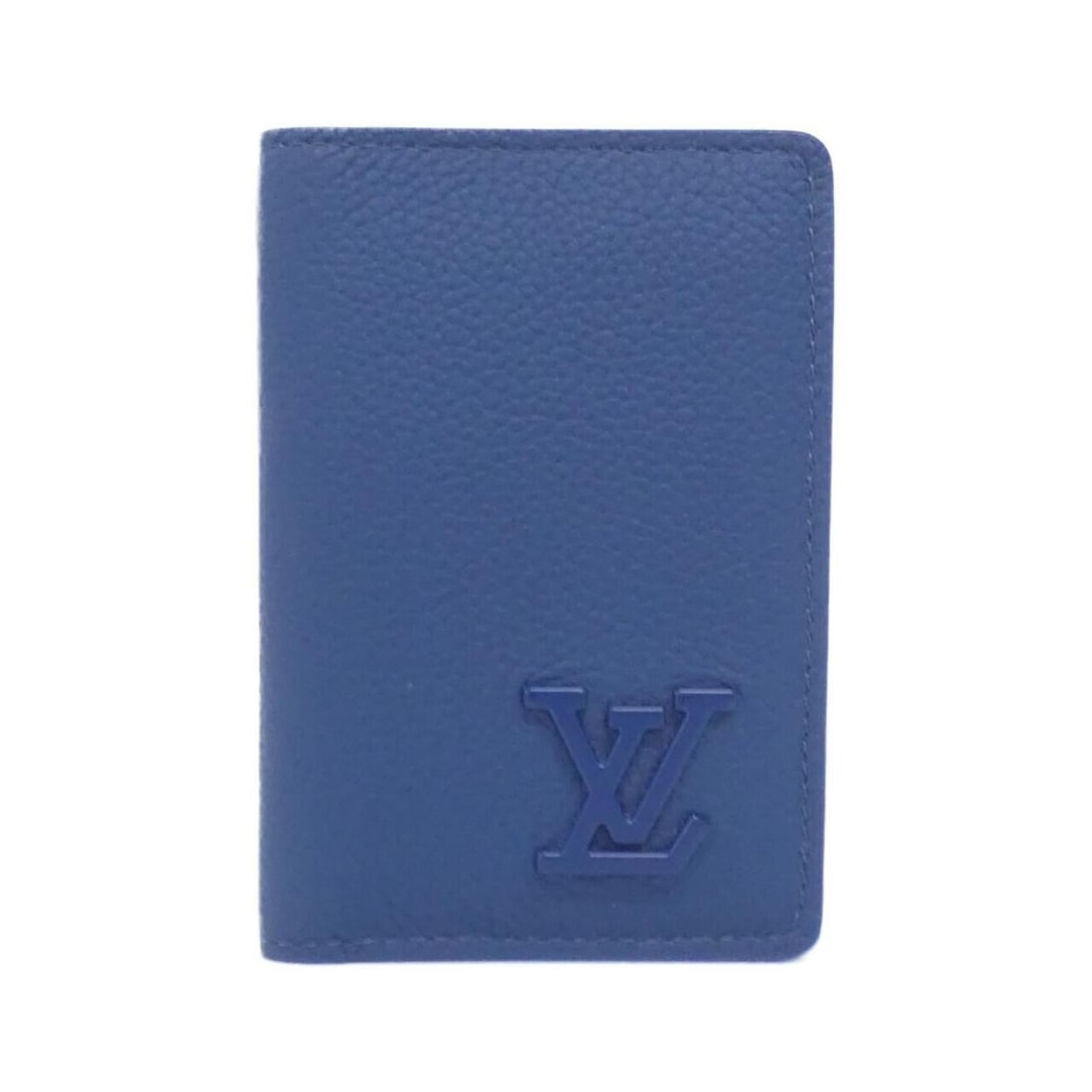 Louis Vuitton LV Aerogramme Organizer de Poche M82806 Business Card Holder/Card Case: --- Catalog ---Category: DesignType: Card caseColor: BlueGender: MenCategory: GeneralMPN: M82806Brand: Louis VuittonCategory: Physical PropertiesSize (HxWxD): 11cm x 7cm x 1cm / 4.33'' x 2.75'' x 0.39