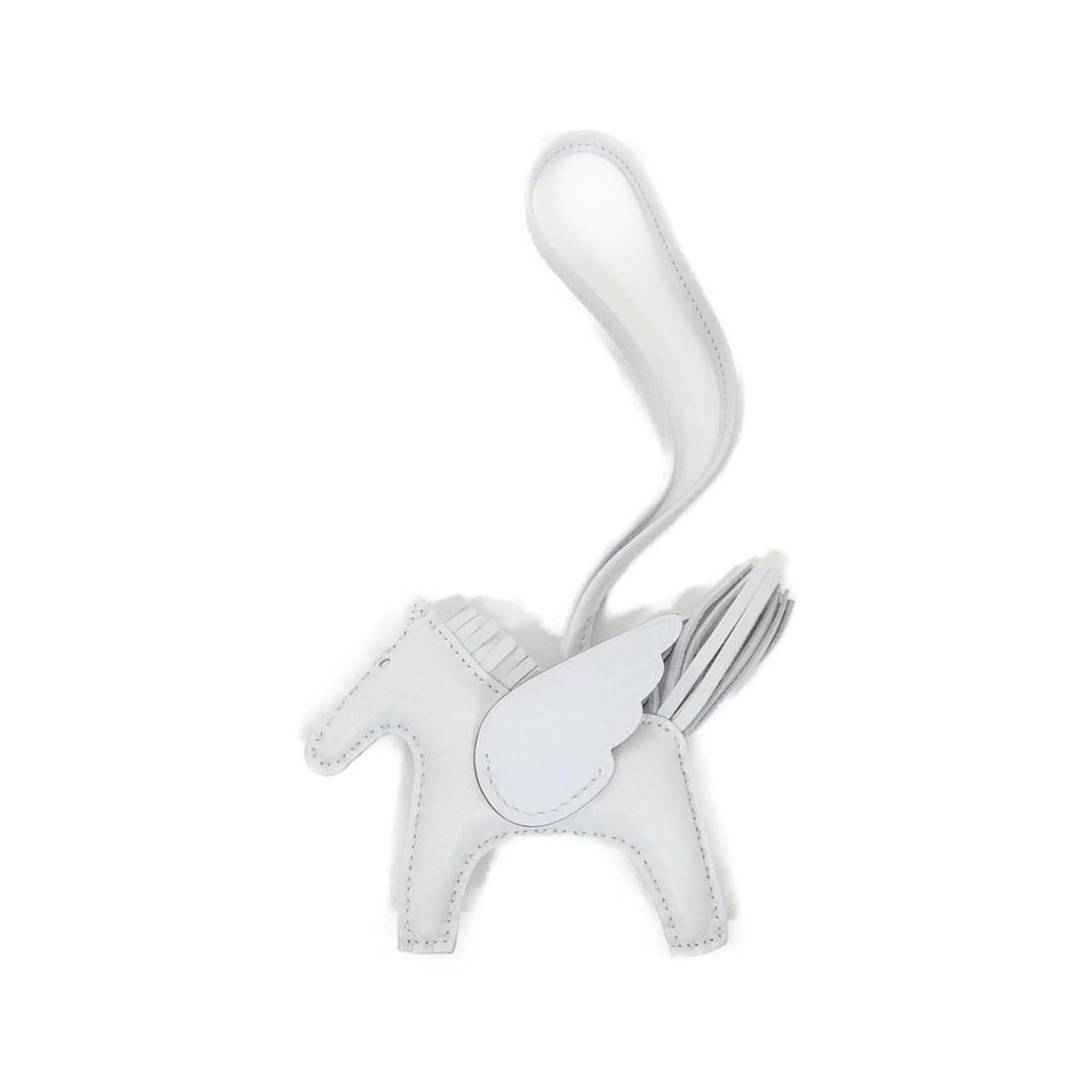 Hermes Hermès Rodeo Pegasus Accessory Handbag Charm PM 083010CA: --- Catalog ---Category: SizeChain Length: 360.00mm / 14.17''Size (HxWxD): 70.00mm x 80.00mm / 2.76'' x 3.15''Category: DesignType: Handbag charmColor: Off-white, WhiteGender: Women,MenMaterial: