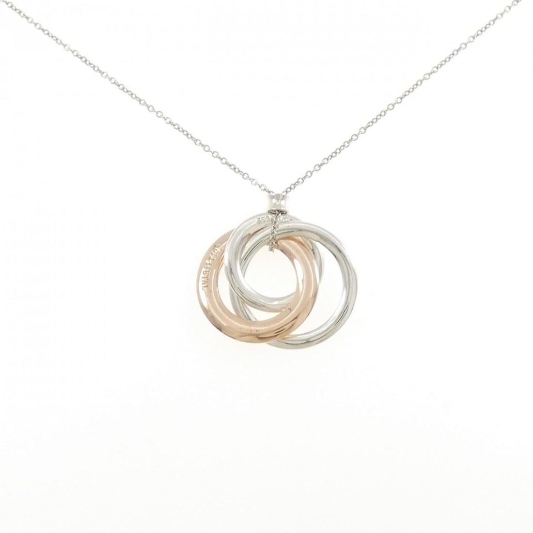 Tiffany 1837 Interlocking Circle Necklace: --- Catalog ---Category: SizePendant Size: 22.3mm x 22.3mm / 0.87'' x 0.87''Neck Circumference: 45 cm / 17.71''Category: DesignColor: SilverGender: WomenMaterial: Silver 925Pendant Type: