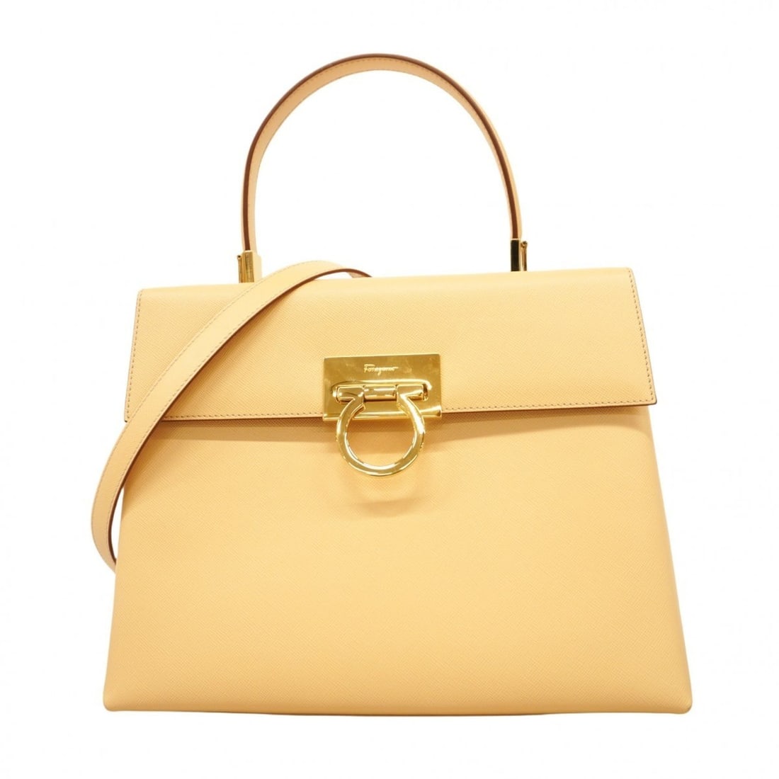 Salvatore Ferragamo Gancini Leather Handbag, Cream, 2-Way Bag, Women's, P2130311: --- Catalog ---Category: SizeSize (HxWxD): 20cm x 26cm x 10.5cm / 7.87'' x 10.23'' x 4.13''Category: DesignType: HandbagColor: CreamGender: WomenMaterial: Leather Hardware Color: GoldCategory: General