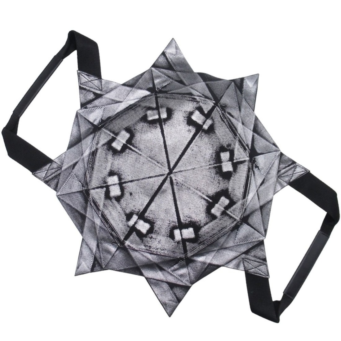 132 5. ISSEY MIYAKE STANDARD BAG Tote Bag Black/Silver IL55AG019 Men's/Women's: --- Catalog ---Category: SizeSize (HxWxD): 30cm x 36cm / 11.81'' x 14.17''Handle Length: 37cm / 14.56''Category: DesignType: Tote bagColor: Black, SilverGender: Men,Women,UnisexCategory: GeneralBrand: