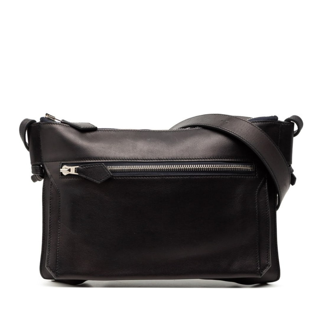 Hermes Hermès Ultra Pla GM Crossbody Shoulder Bag in Navy with Silver Hardware and Negonda Design: --- Catalog ---Category: SizeSize (HxWxD): 21cm x 29.5cm x 1cm / 8.26'' x 11.61'' x 0.39''Category: DesignType: Shoulder bagColor: NavyGender: WomenMaterial: Negonda leather Outer Pocket: Zipper pocke