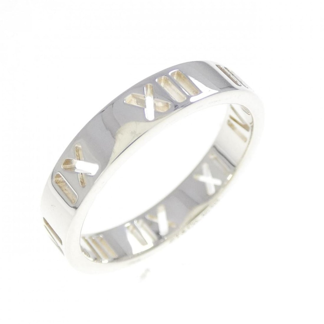 Tiffany Atlas Narrow Ring: --- Catalog ---Category: SizeJP Size: 9US Size: 5Category: DesignType: Band ringColor: SilverGender: WomenMaterial: Silver 925Category: GeneralBrand: Tiffany--- Item List ---Section: ConditionRanking: