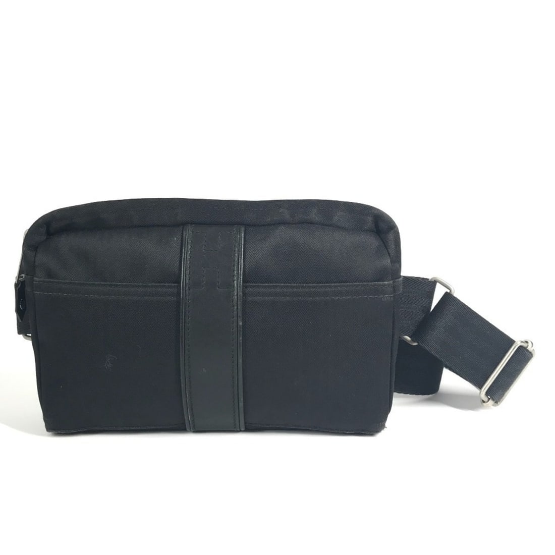 HERMES Acapulco Santur Crossbody Shoulder Bag, Waist Body Polyamide Cotton, Men's and Women's, Black: --- Catalog ---Category: SizeSize (HxWxD): 13cm x 22cm x 4cm / 5.11'' x 8.66'' x 1.57''Category: DesignType: Fanny pack, Shoulder bagColor: BlackGender: Men,Women,UnisexMaterial: Polyamide , Cotton Ca
