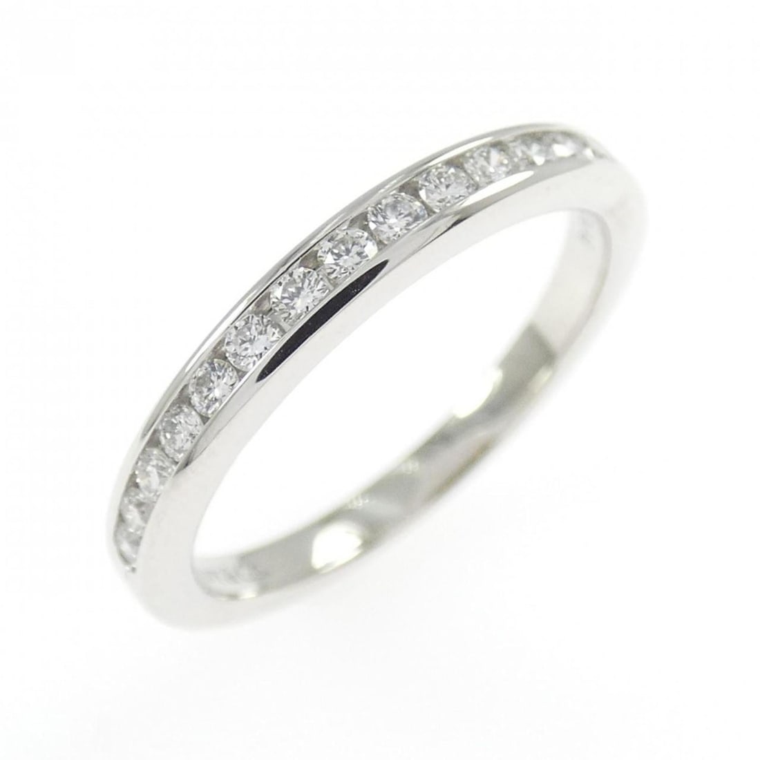 Tiffany Half Circle Channel Setting Ring: --- Catalog ---Category: SizeJP Size: 6.5US Size: 3.5Category: DesignType: Band ringColor: PlatinumStone: DiamondGender: WomenMaterial: Platinum 950Category: GeneralBrand: Tiffany--- Item List ---Sect