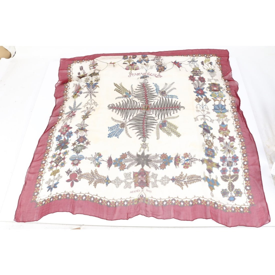 Hermes Hermès Geant 140 Scheherazade Scarf/Muffler, Large, Women's (1 of 10)