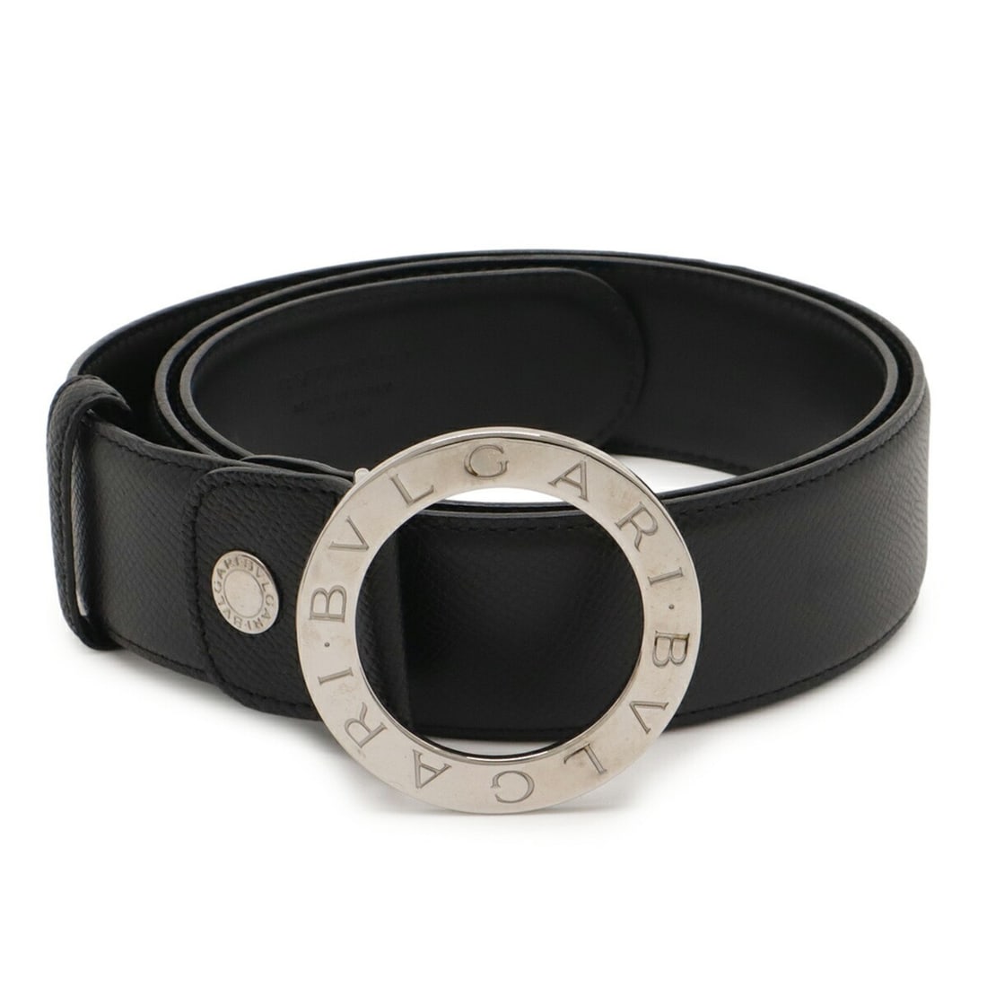 BVLGARI Belt, Black Leather, Round Buckle, Measures Approximately 90cm, 20230: --- Catalog ---Category: SizeWidth: 4cm / 1.57''Length: 87.5cm - 92.5cm / 34.44'' - 36.41''Buckle Size: 6cm x 6cm / 2.36'' x 2.36''Category: DesignType: Standard beltColor: BlackMaterial (Strap): Leat