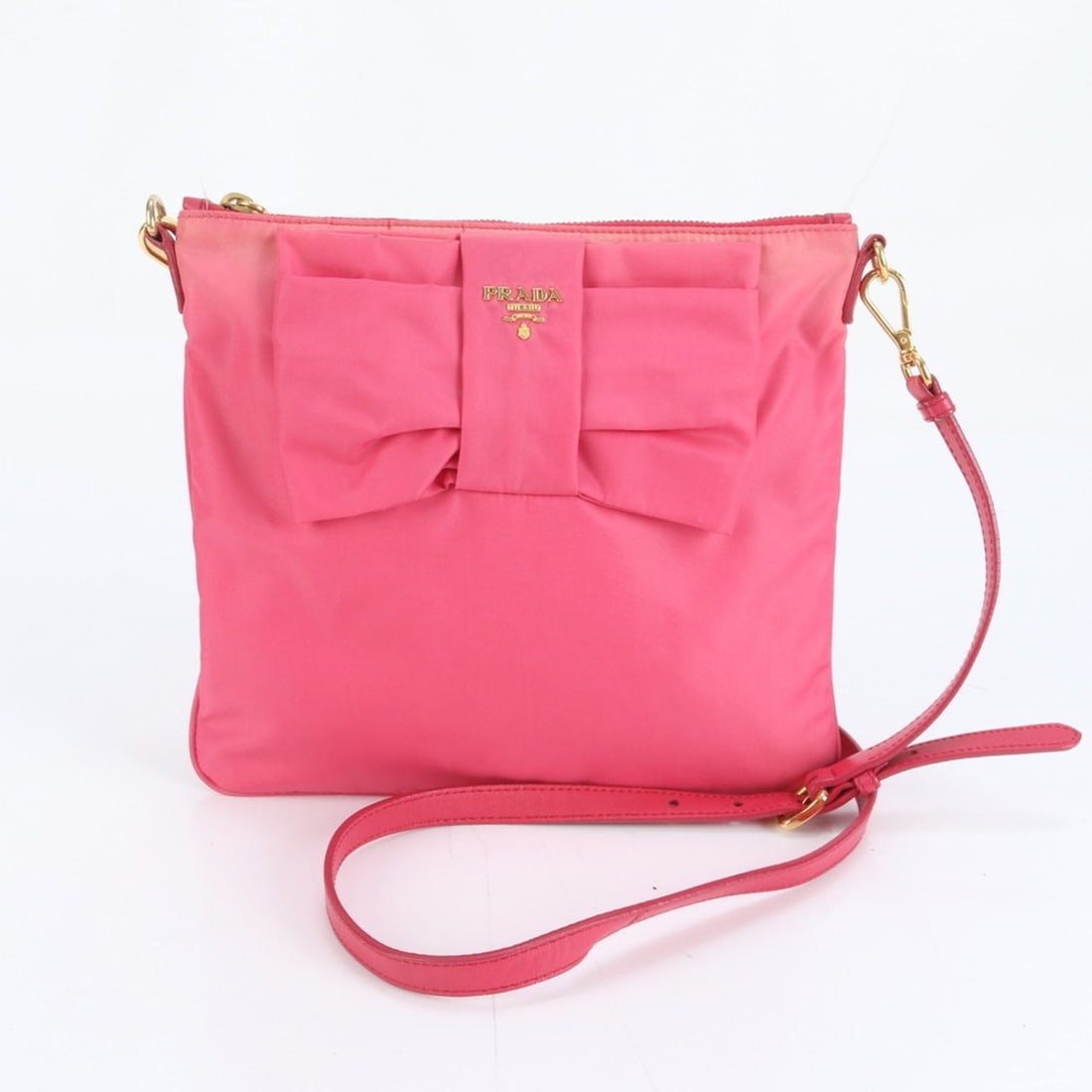 Prada Tessuto Nylon Ribbon Leather Shoulder Bag, Pink, Women's: --- Catalog ---Category: SizeSize (HxWxD): 23cm x 26cm x 1cm / 9.05'' x 10.23'' x 0.39''Category: DesignType: Shoulder bagColor: PinkGender: WomenMaterial: Nylon Category: GeneralBrand: PradaCountry o