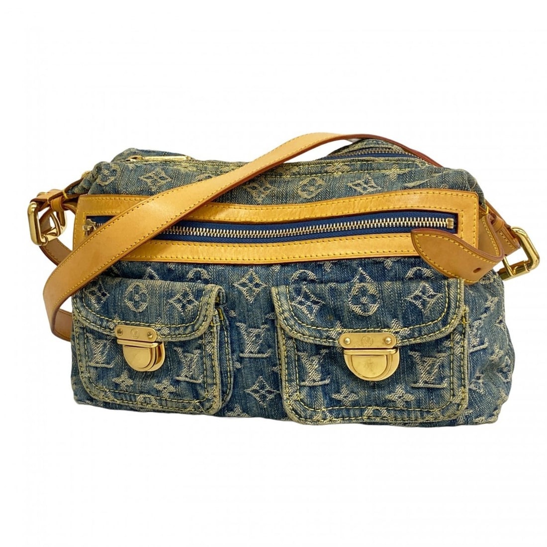 Louis Vuitton Monogram Denim Baggy PM Shoulder Bag M95049 Blue Women's: --- Catalog ---Category: SizeSize (HxWxD): 23cm x 29cm x 10cm / 9.05'' x 11.41'' x 3.93''Category: DesignType: Shoulder bagColor: BlueGender: WomenCategory: GeneralMPN: M95049Brand: Louis Vuitton--- I