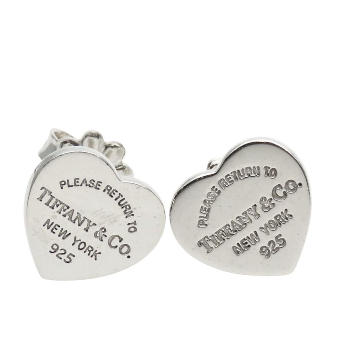 Tiffany & Co. Return to Sterling Silver 925 Earrings with Heart Tag, Women's: --- Catalog ---Category: SizeWeight: 2.1g / 0.07oz.Size (HxWxD): 9.50mm x 10.00mm / 0.37'' x 0.39''Category: DesignType: Stud earringsColor: SilverGender: WomenMaterial: Silver 925Category: GeneralBra