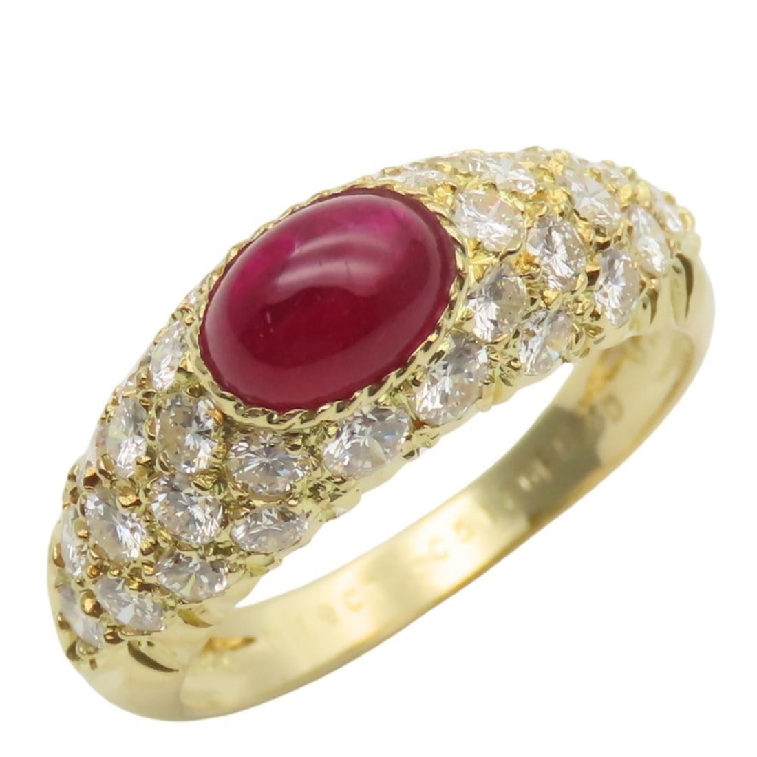Van Cleef & Arpels Crete Ring, 18K Yellow Gold, Ruby with Diamond Cabochon and Pavé Design,: --- Catalog ---Category: SizeWeight: 4g / 0.14oz.JP Size: 11.5US Size: 6Category: DesignType: Band ringStone: RubyGender: WomenMaterial: Yellow gold (18K)Weight (ct.): 1.19Secondary Stone: DiamondSeco
