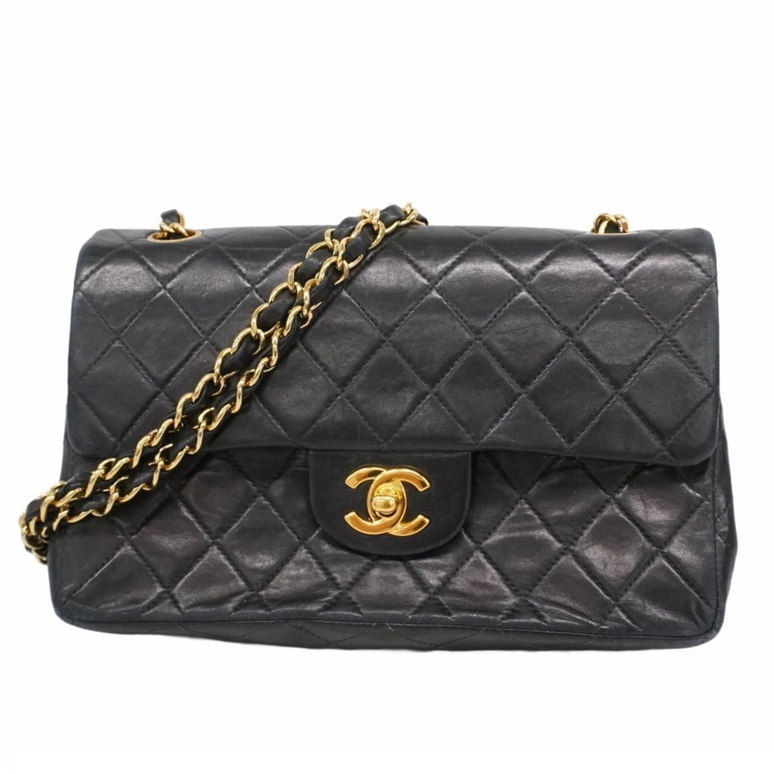 Chanel Matelasse Shoulder Bag with Double Flap and Chain, Lambskin, Black, Women's: --- Catalog ---Category: SizeSize (HxWxD): 14cm x 22cm x 6cm / 5.51'' x 8.66'' x 2.36''Category: DesignType: Shoulder bagColor: BlackGender: WomenMaterial: Leather Hardware Color: GoldLeather/Fur Type