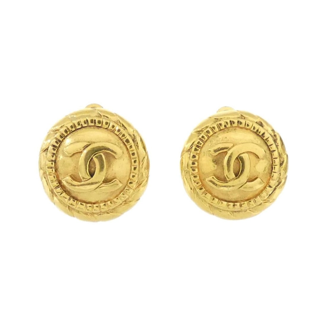Chanel Earrings: --- Catalog ---Category: SizeSize (HxWxD): 2.10mm x 2.10mm / 0.08'' x 0.08''Category: DesignType: Clip earringsColor: GoldGender: WomenCategory: GeneralBrand: Chanel--- Item List ---Section: