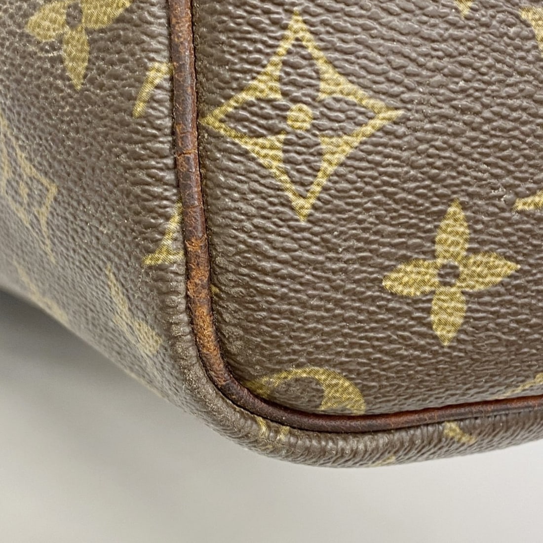 Chanel Earrings - 11