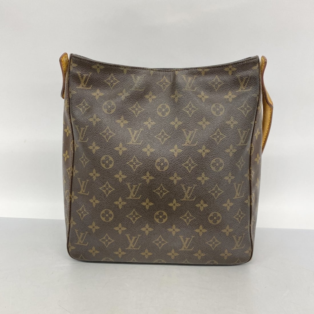 Chanel necklace - 18