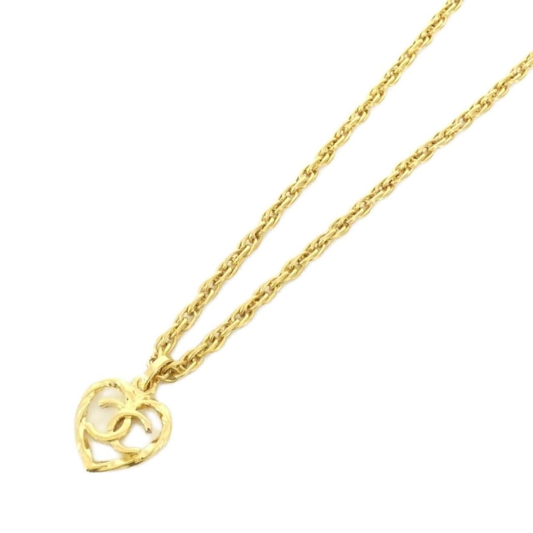 Chanel necklace (1 of 18)