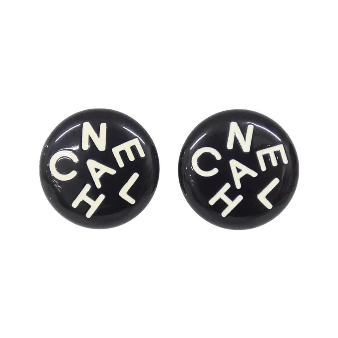 Chanel Earrings: --- Catalog ---Category: SizeSize (HxWxD): 25.00mm x 25.00mm / 0.98'' x 0.98''Category: DesignType: Clip earringsColor: Black, Gold, WhiteGender: WomenCategory: GeneralBrand: Chanel--- Item List