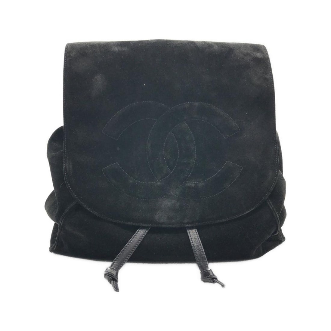 Chanel backpack: --- Catalog ---Category: SizeSize (HxWxD): 28cm x 31.5cm x 14cm / 11.02'' x 12.4'' x 5.51''Category: DesignType: BackpackColor: BlackGender: Women,MenMaterial: Suede Hardware Color: GoldCategory: Gene