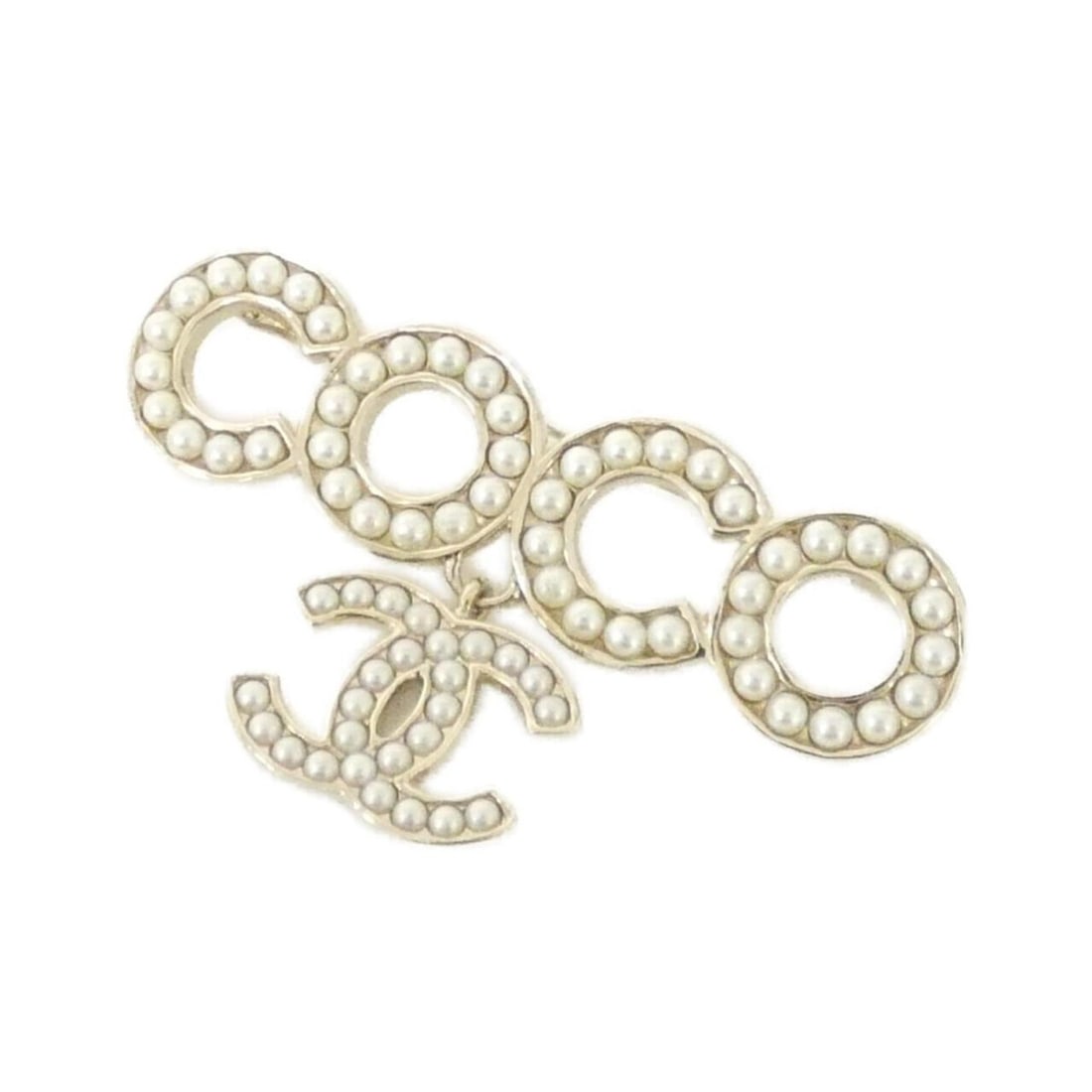 Chanel AB5646 Brooch: --- Catalog ---Category: SizeSize (HxWxD): 3cm x 5.3cm / 1.18'' x 2.08''Category: DesignType: BroochColor: Gold, WhiteGender: WomenCategory: GeneralMPN: AB5646Brand: Chanel--- Item List ---Section: Co