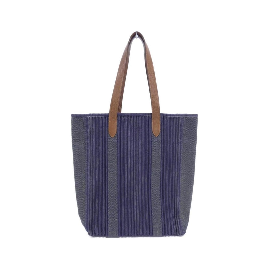 Hermes Hermès CABAS CALICUT 055044CA handbag: --- Catalog ---Category: SizeSize (HxWxD): 38cm x 40cm x 11cm / 14.96'' x 15.74'' x 4.33''Category: DesignType: HandbagColor: Blue indigo, MarronGender: Men,WomenMaterial: Buffle skipper leather