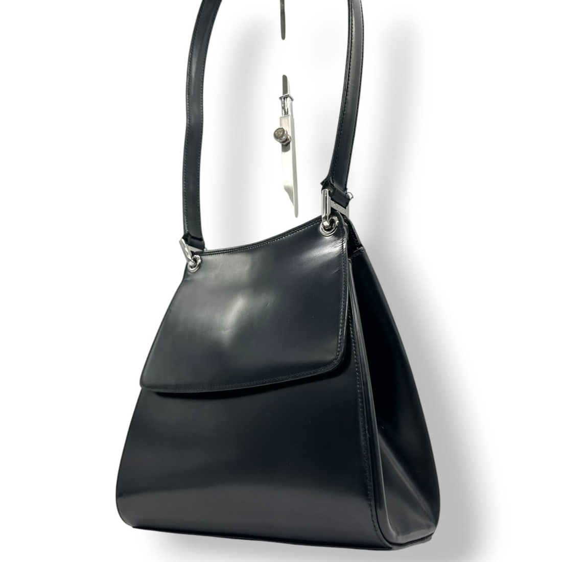 Bally handbag/shoulder bag in black leather with silver hardware, women's size s10 (1 of 20)