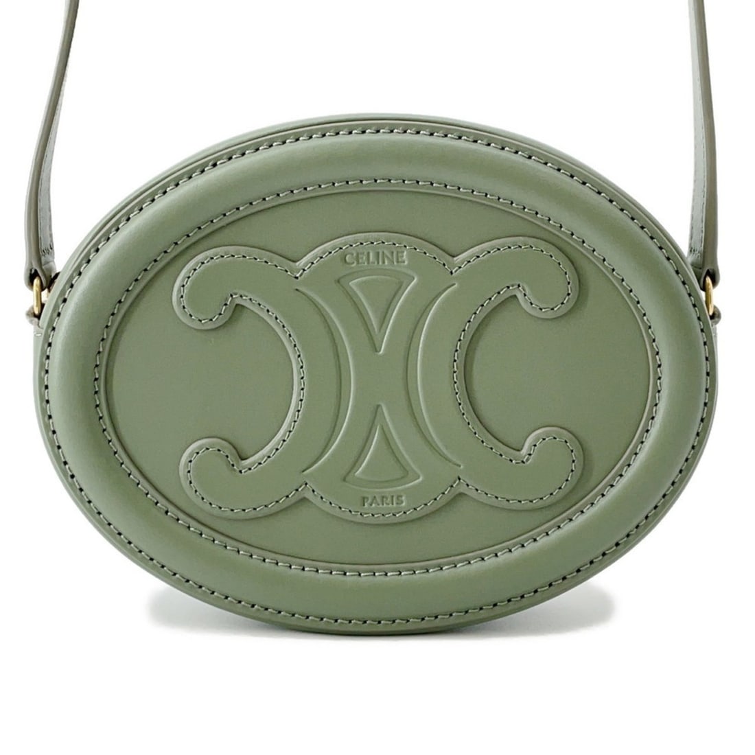 Celine Oval Purse Cuir Triomphe Shoulder Bag 10I703DPQ CELINE: --- Catalog ---Category: SizeWeight: 200g / 7.05oz.Size (HxWxD): 12.5cm x 16cm x 4cm / 4.92'' x 6.29'' x 1.57''Strap Length: 102.5cm - 122cm / 40.35'' - 48.03''Category: DesignType: Shoulder bagColor: