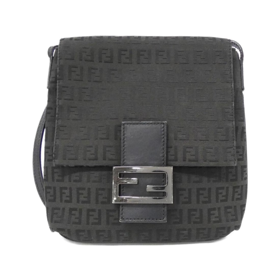 Fendi 8BT075 JQ5 Shoulder Bag: --- Catalog ---Category: SizeSize (HxWxD): 22cm x 20cm x 4cm / 8.66'' x 7.87'' x 1.57''Category: DesignType: Shoulder bagColor: BlackGender: WomenMaterial: Canvas Category: GeneralMPN: 8BT075