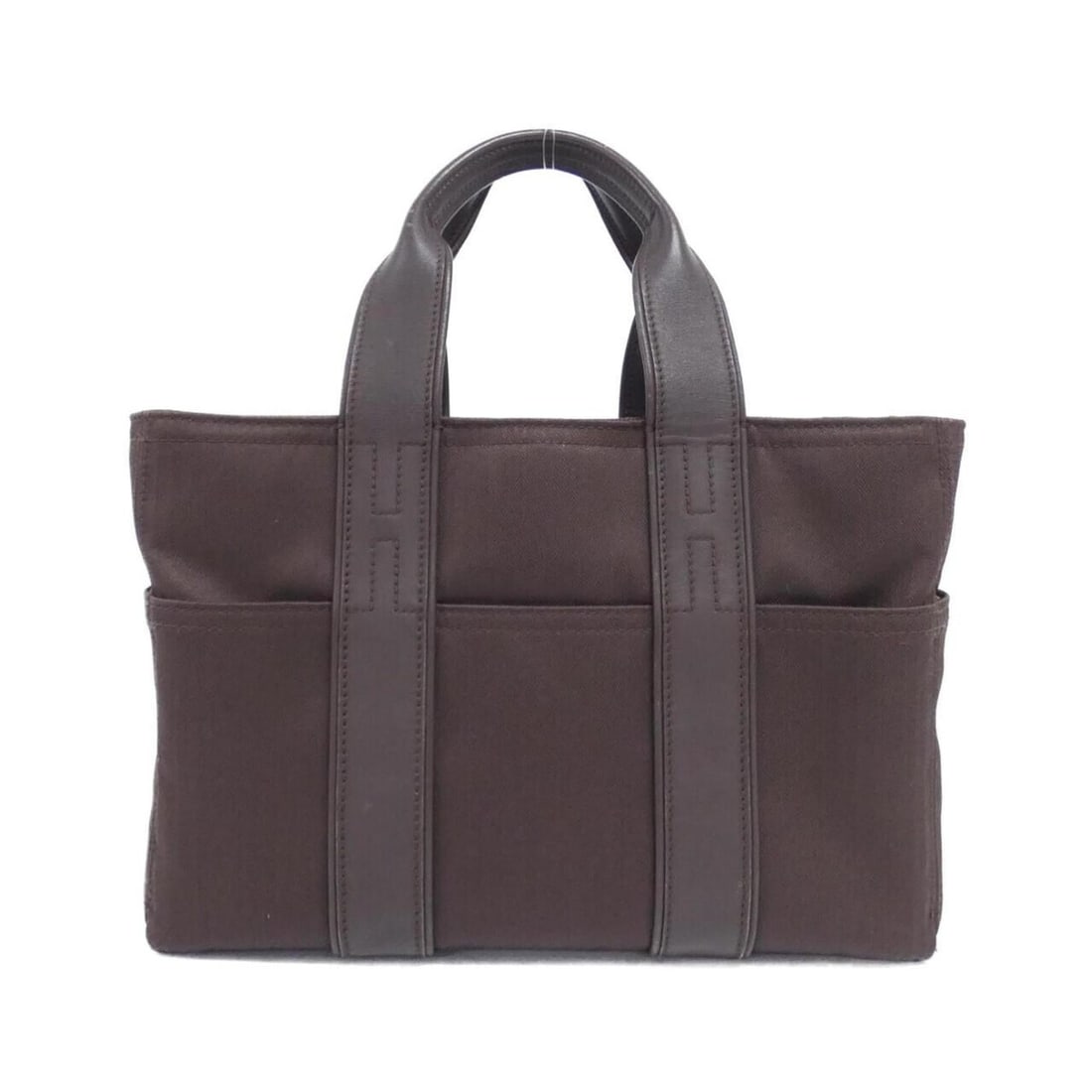 Hermes Hermès Acapulco PM 047610CK handbag: --- Catalog ---Category: SizeSize (HxWxD): 30cm x 14cm / 11.81'' x 5.51''Category: DesignType: HandbagColor: HavaneGender: Men,WomenMaterial: Toile chevron Hardware Color: SilverCategory: GeneralMPN: