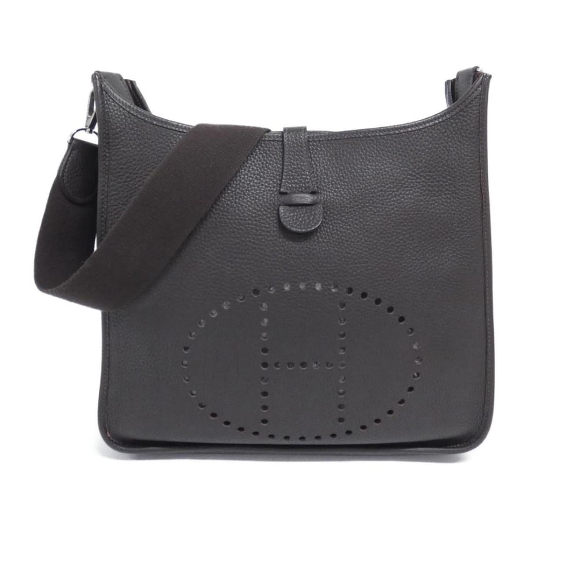 Hermes Hermès Evelyn GM 030624CK Shoulder Bag: --- Catalog ---Category: SizeSize (HxWxD): 32cm x 30cm x 9cm / 12.59'' x 11.81'' x 3.54''Category: DesignType: Shoulder bagColor: EbeneGender: Women,MenMaterial: Taurillon clemence leather Hardware