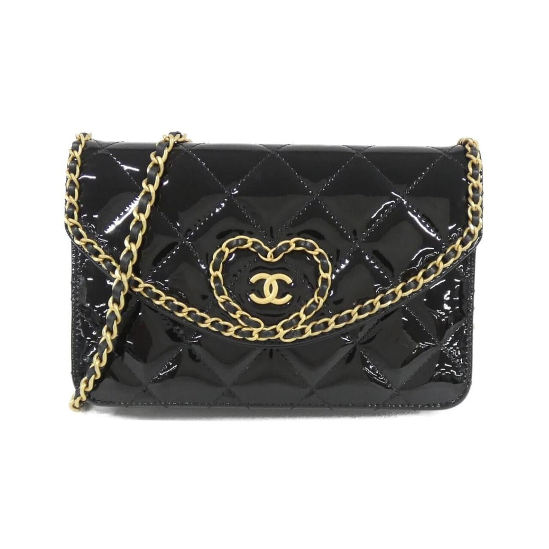 Chanel AP4013 Chain Wallet: --- Catalog ---Category: SizeSize (HxWxD): 12cm x 19cm x 4cm / 4.72'' x 7.48'' x 1.57''Category: DesignType: Chain/Shoulder walletColor: BlackGender: WomenMaterial: Leather Leather/Fur Type: CalfskinC